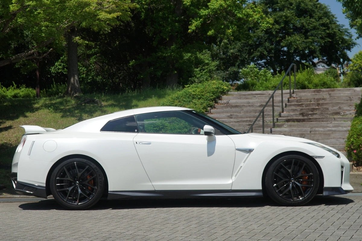 NISSAN GT_R R35